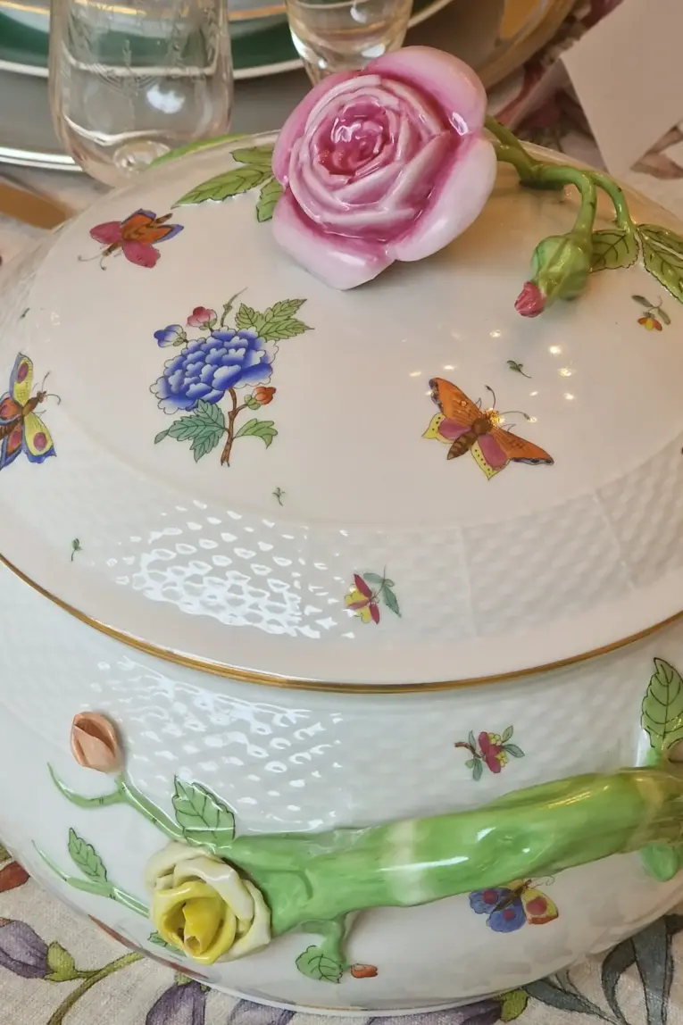 Herend “Queen Victoria” Porcelain Service for Six